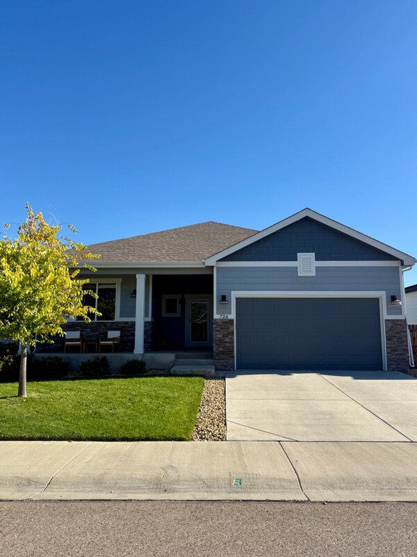 724 Pioneer Dr, Milliken, CO 80543