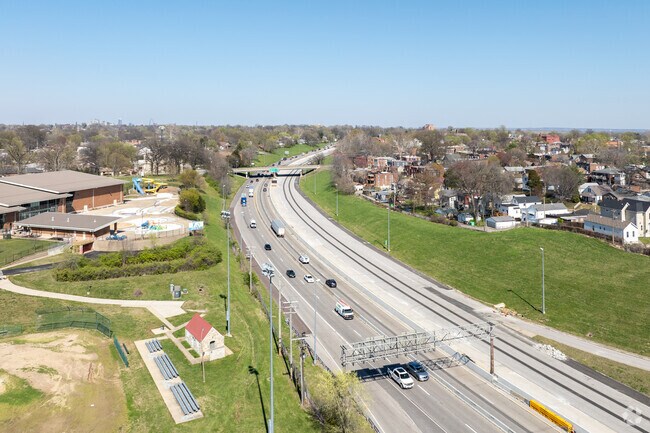 Interstate 55 boarders Boulevard Heights and leads into downtown St. Louis.