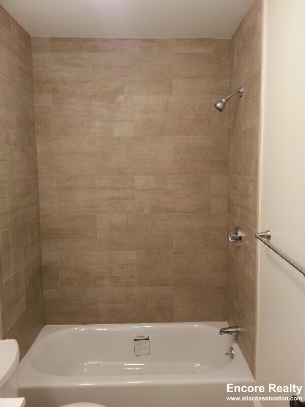 84 Linden St unit 7, Boston, MA 02134 - photo 6