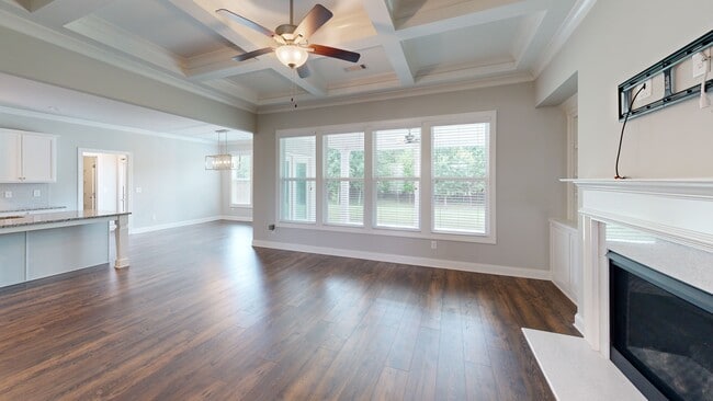 840 Champagne Ln, Hoschton, GA 30548 - photo 2