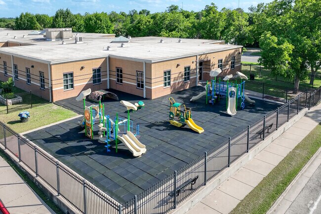 Students in grades K-5  may attend Dean Highland Elementary School.