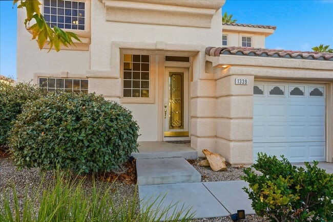 1339 Echo Creek St, Henderson, NV 89052 - photo 2