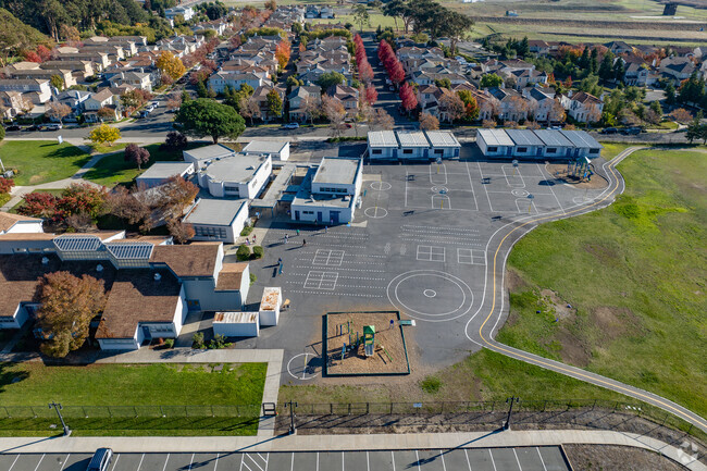 Mare Island Health And Fitness Academy has great academic opportunities for students.
