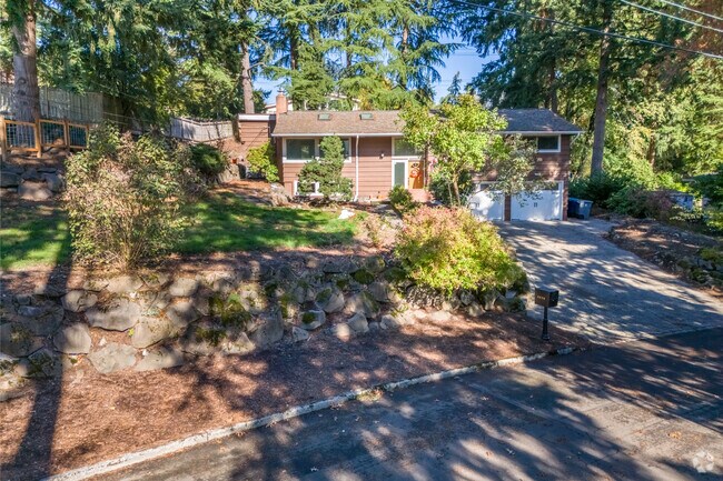 Split-level homes in Northlake Terrace offer quiet living near parks and schools.