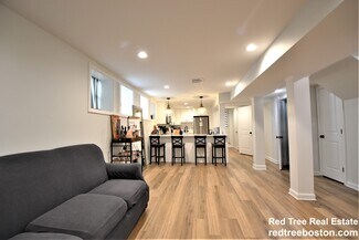 179 Putnam St, Boston, MA 02128