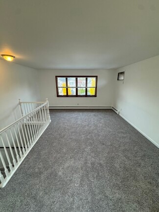 3264 Spencer Dr, Bronx, NY 10465