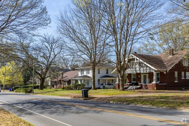 Historic homes line Wood Ave. in North Florence.