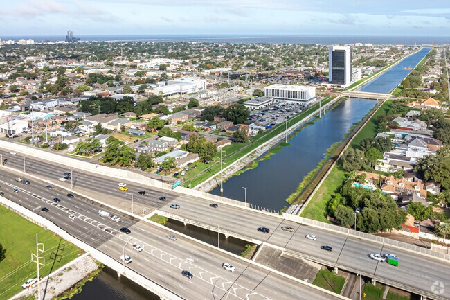 Bonnabel Place sits on the edge of Jefferson and Orleans Parishes.