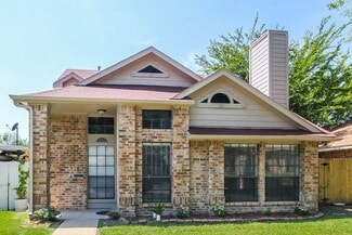 635 Las Brisas Dr, Mesquite, TX 75149