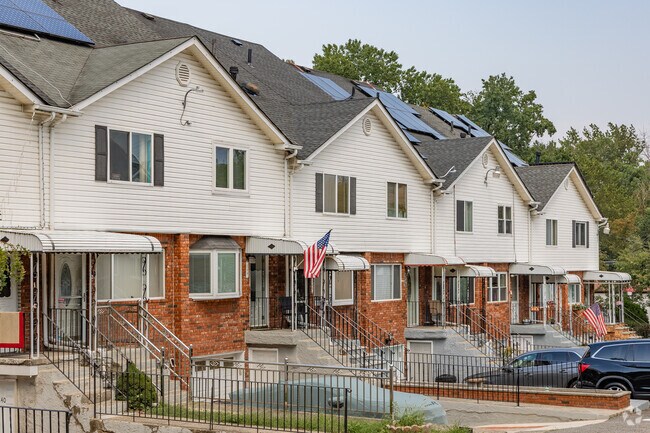 Less expensive attached homes can also be found in Huguenot.