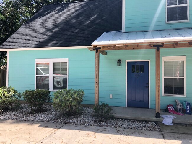 202-A is the upstairs unit and left front door