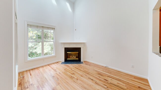 161 Summit Oaks Ln, Holly Springs, NC 27540 - photo 2