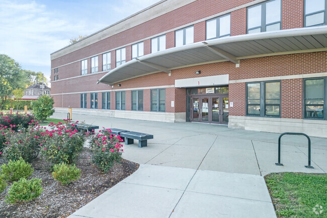 Zapata Elementary Academy has 564 students.