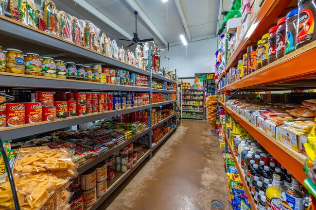 Dive into a world of taste and culture at Mi Tierra Bonita, Fairmont City's gem.