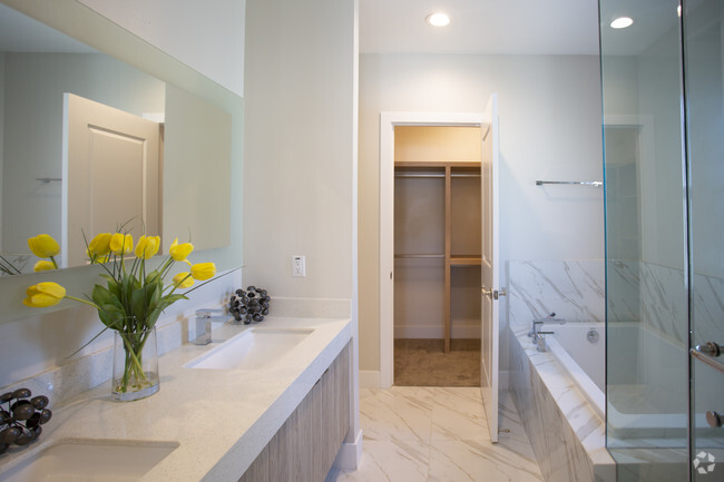 3BR, 3BA-1832 SF