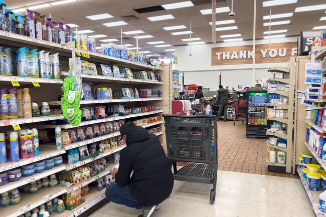 Find everything you need at Schnucks near Berkeley.