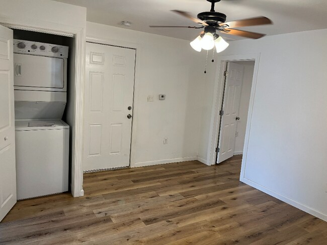 1003 Clifton Ave unit S1, Sharon Hill, PA 19079 - photo 6