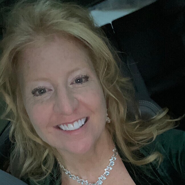 Kimberly Wrobel