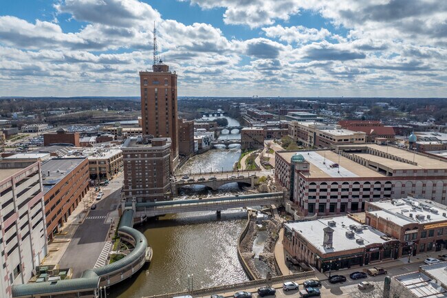 A birds eye-view of Downtown Aurora's many bridges on the Fox River.