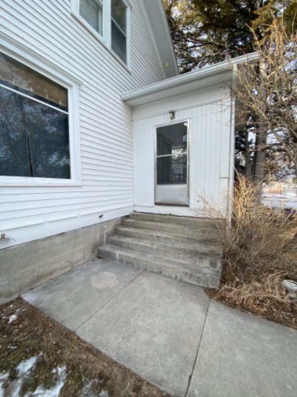 220 4th Ave E, Three Forks, MT 59752