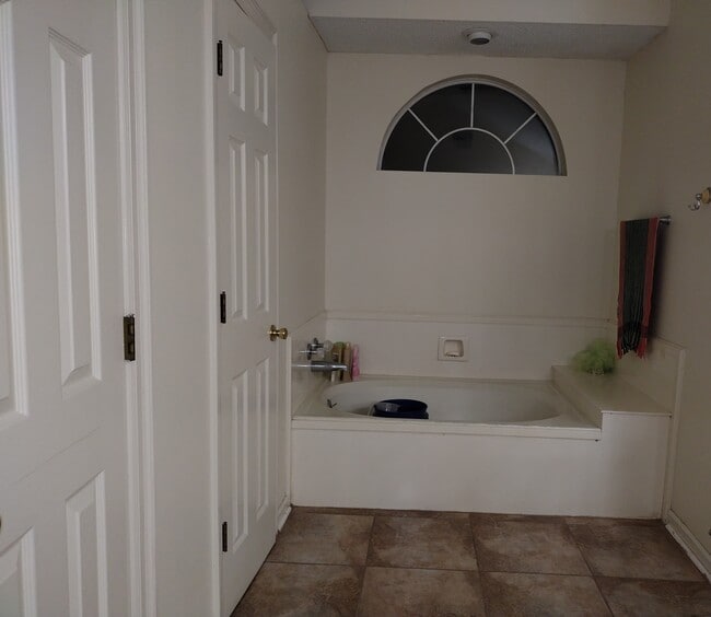 5344 River Meadow Dr, Baton Rouge, LA 70820 - photo 5