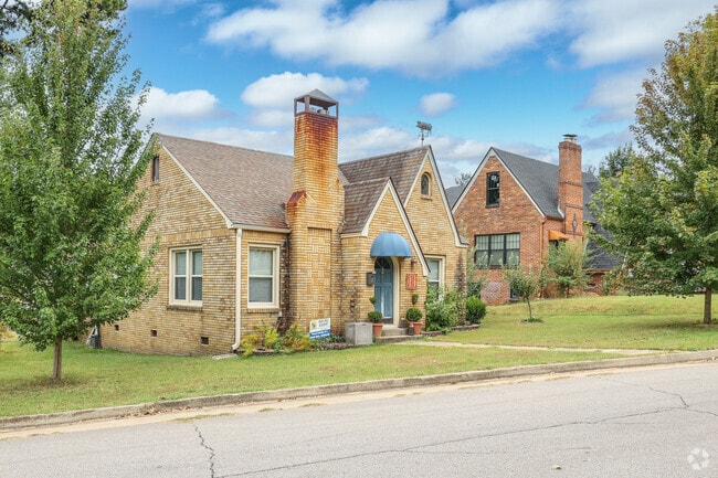 Century old homes with modern updates can be found in Hillcres.