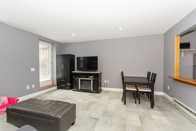78 W Concord St unit 78, Boston, MA 02118 - photo 2