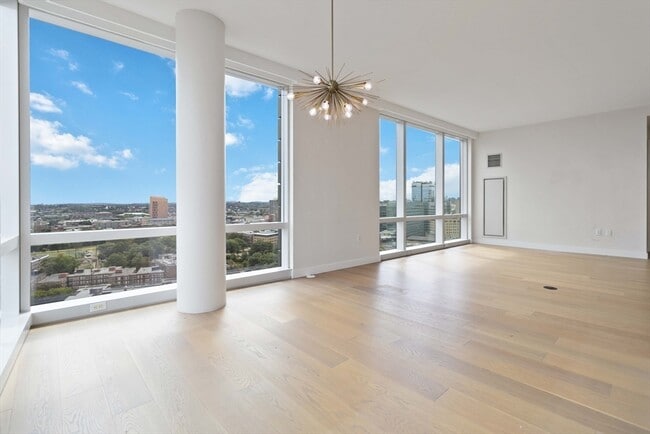 201 Brookline Ave unit J20, Boston, MA 02215 - photo 2