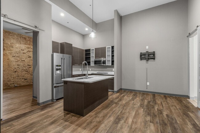 901 9th St unit H, Wichita Falls, TX 76301 - photo 3