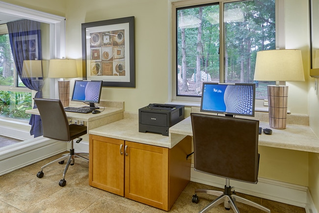 Reston Glade, Reston, VA 20191 - photo 5