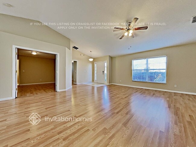 1047 Lakeview Oaks Dr, Clermont, FL 34715 - photo 3