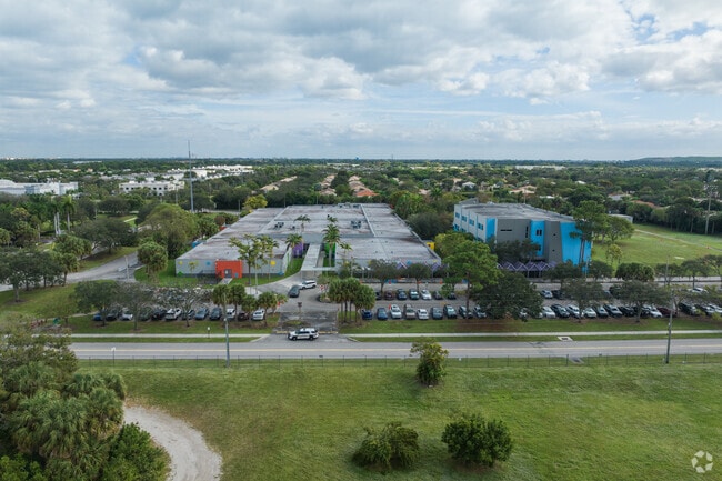 An elevated view of Tradewinds Elementary School in Coconut Creek, FL.