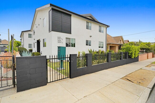 2439 Malabar St unit 2437.5, Los Angeles, CA 90033 - photo 2
