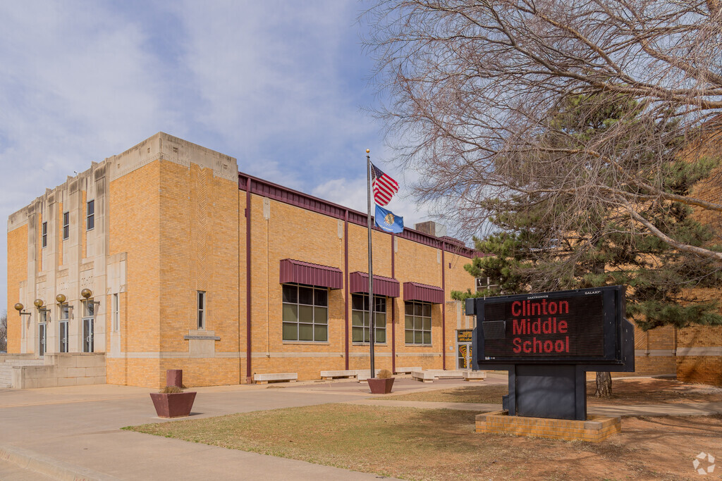 Clinton Middle School in Clinton challenges students by offering an all-encompassing curriculum.