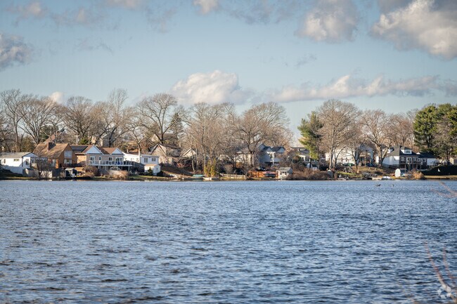 Hillsgrove offers homes with breathtaking waterfront views, making it a great place to live.
