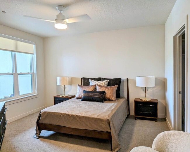 Grandeur Apartments, Holladay, UT 84117 - photo 2