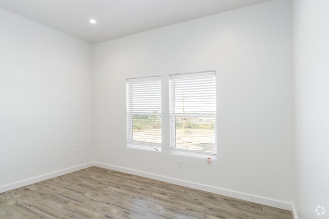 McGuffey Vistas, Las Cruces, NM 88012 - photo 5