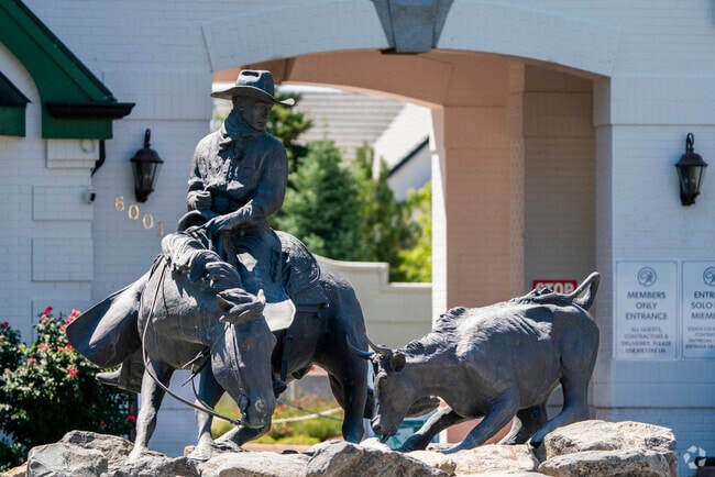 This statue is an homage to the rodeo and ranch culture that permeates Bartley Ranch.