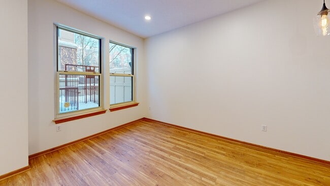 545 N 1st St unit 123, Minneapolis, MN 55401 - photo 2