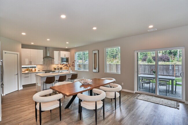 1401 137th E unit 37294883, Tacoma, WA 98445 - photo 3