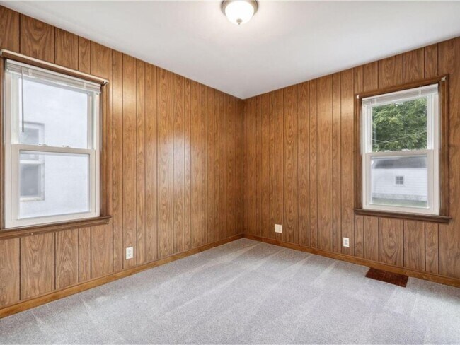 5055 Emerson Ave N, Minneapolis, MN 55430 - photo 7