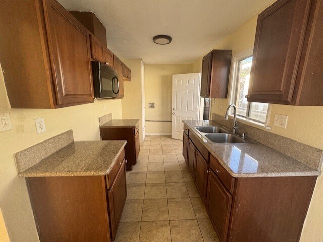 1415 W 227th St, Torrance, CA 90501 - photo 2