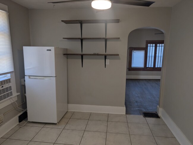 3827 S 48th St unit 6, Lincoln, NE 68506 - photo 5