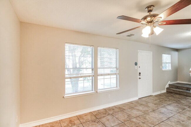 1145 Verde Trails Dr, Houston, TX 77073 - photo 6