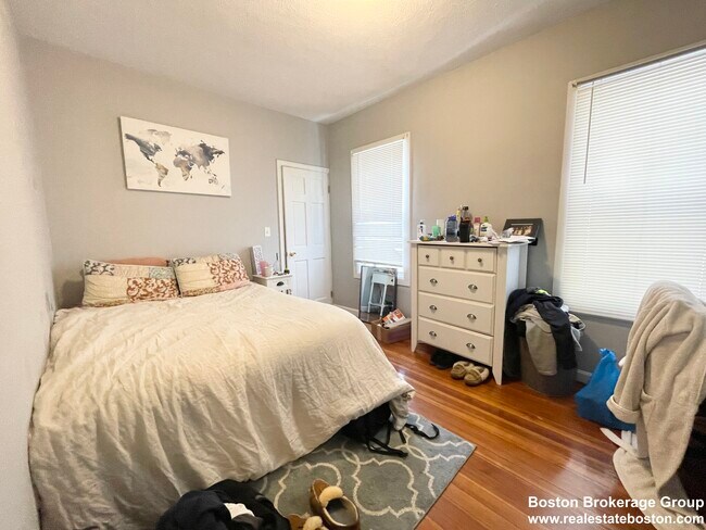 25 Sudan St unit 1, Dorchester, MA 02125 - photo 6