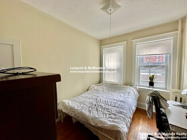 83 Gordon St unit 12, Brighton, MA 02135 - photo 2