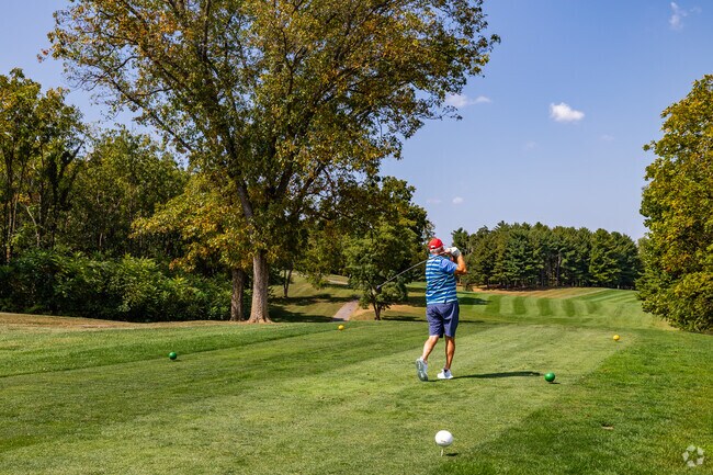 Beaver Creek Country Club is the perfect place for a weekend round of golf.