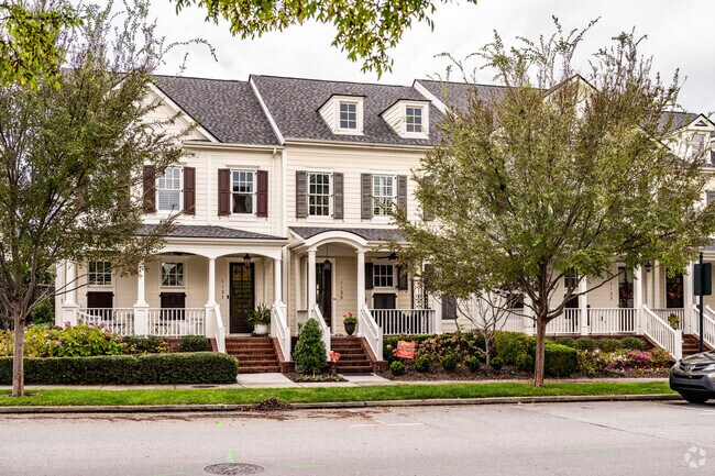 There are larger townhomes located throughout Franklin.