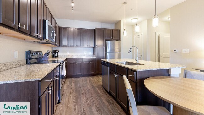 2090 Sundance Pkwy unit 8103, New Braunfels, TX 78130 - photo 6