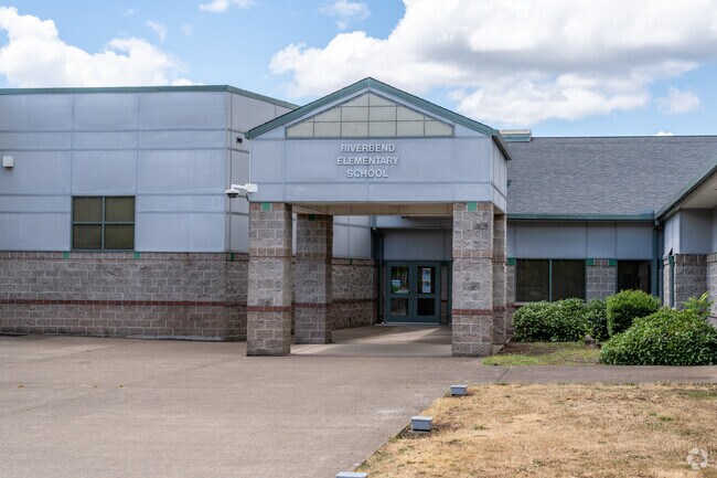 Riverbend Elementary School is a public school in East Springfield serving grades K-5.